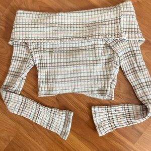 Adorable crop top sweater